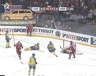 Hlinka skoruje